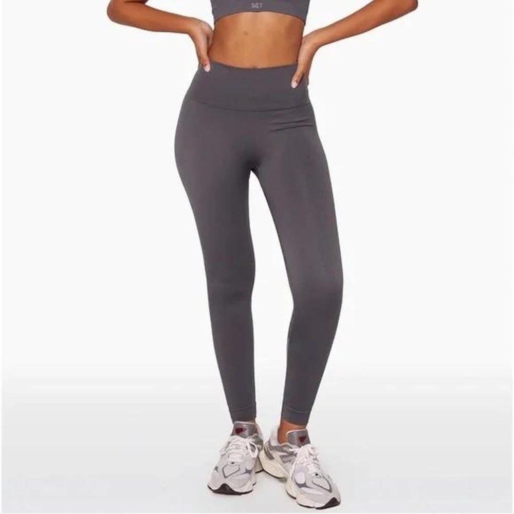 SET Active sculptflex leggings in gray